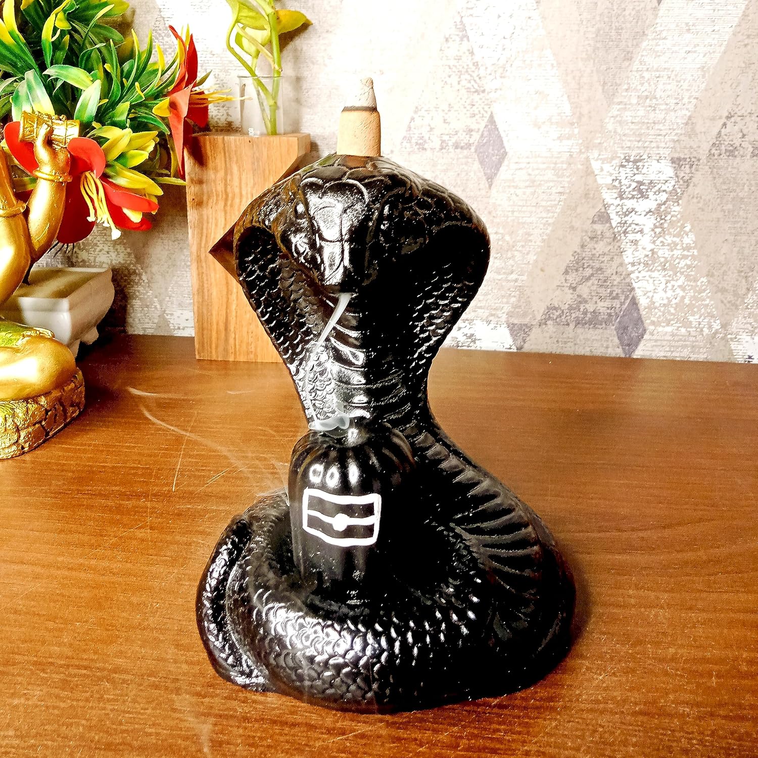 Snake Shiva Smoke Backflow Cone Incense Holder with 10 Incense Cones Showpiece. - Image 2